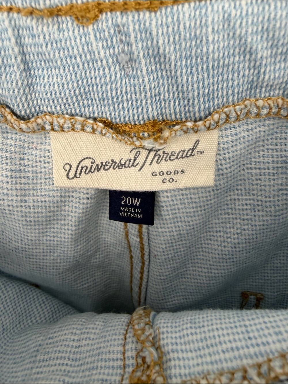 Universal Thread Light Blue Denim Capris - Picture 7 of 8